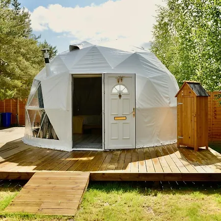 Cambridgeshire Glamping Hotel Fowlmere Exterior photo