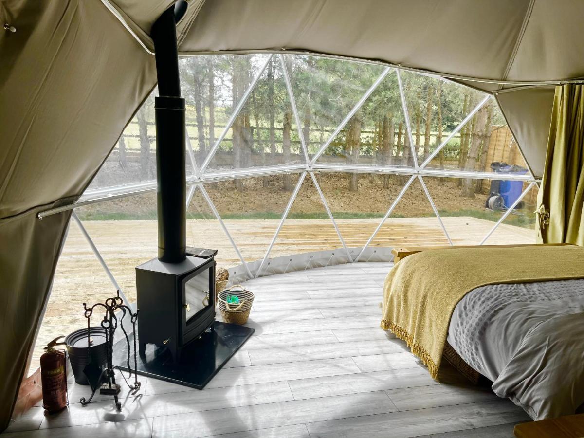 Cambridgeshire Glamping Luxury tent Fowlmere