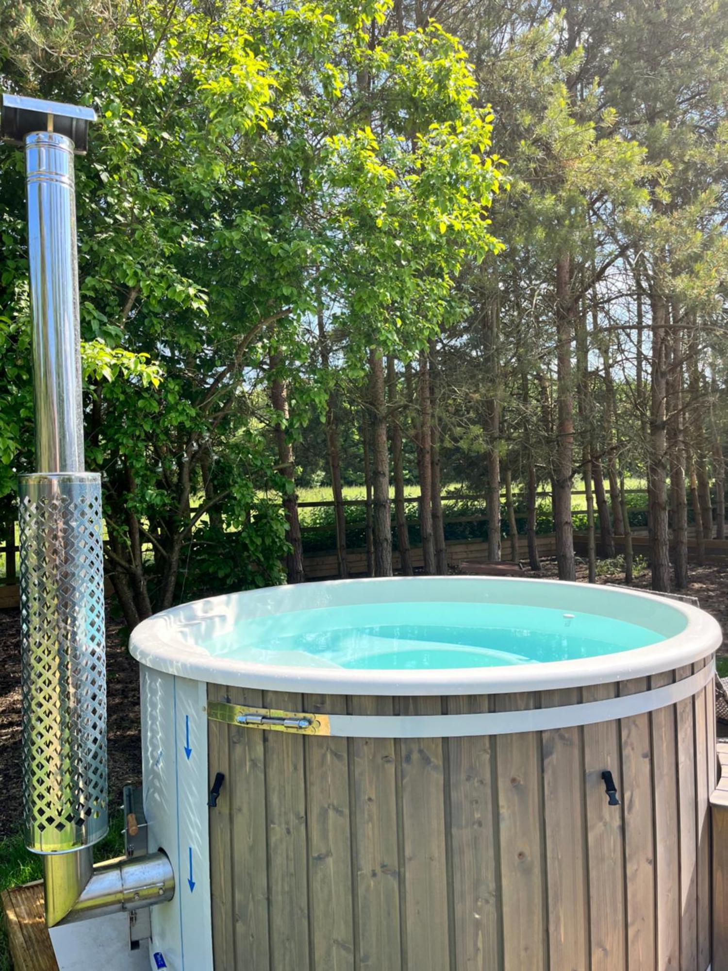 Cambridgeshire Glamping * Fowlmere